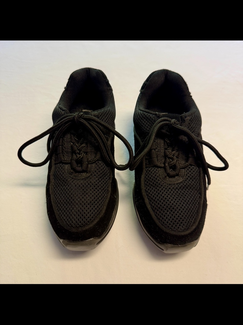 Balera B190 Teen Size 5.5A Split-Sole Mesh and Suede Dance Sneakers - Black